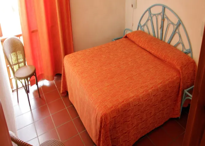 3-person Relaxing In Sardinia Cannigione