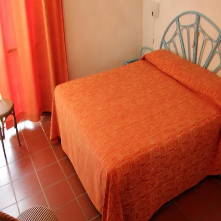 3-person Relaxing In Sardinia Cannigione